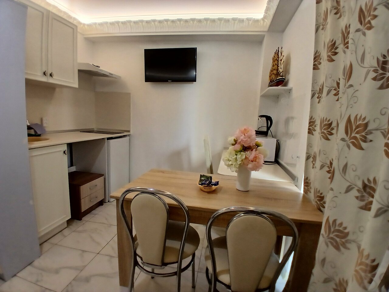 Мини-отель Семья Феодосия-48