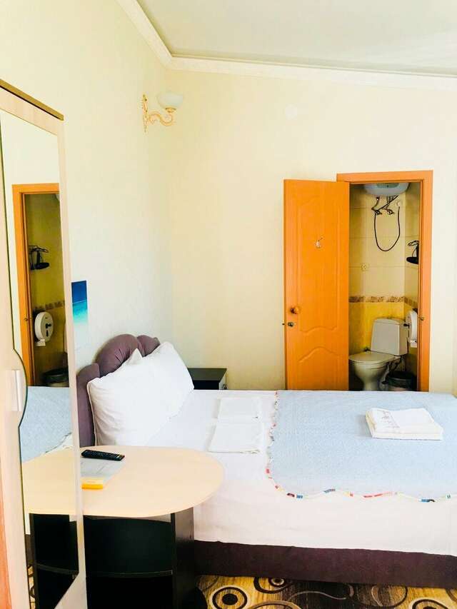 Мини-отель Семья Феодосия-96