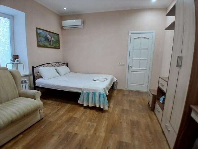 Мини-отель Семья Феодосия-36